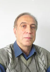 امیر اکباتانی (بازنشسته)