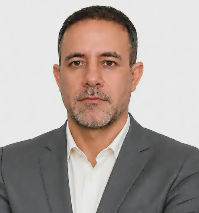 فرزاد مرادپوری