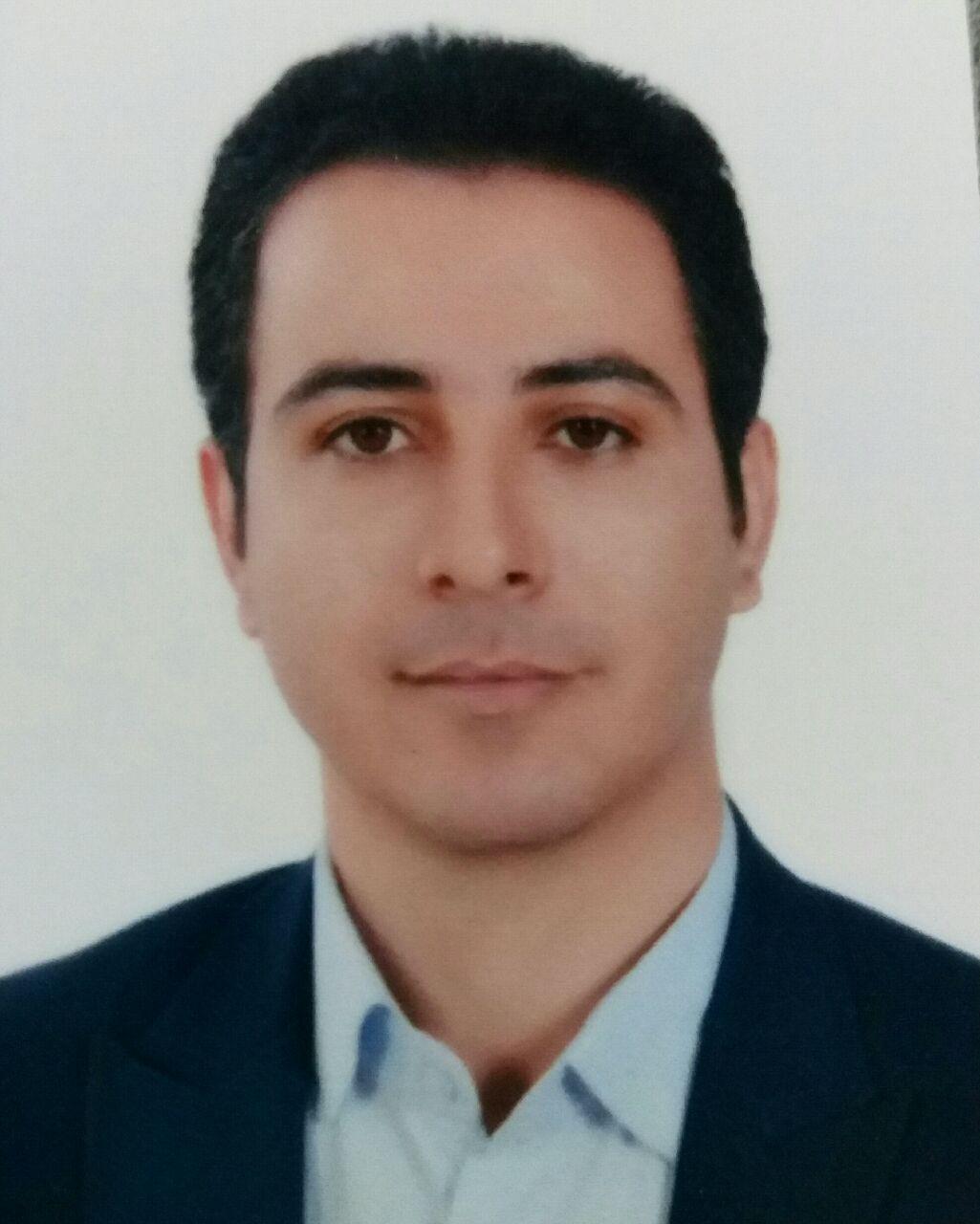 کورش عزیزی