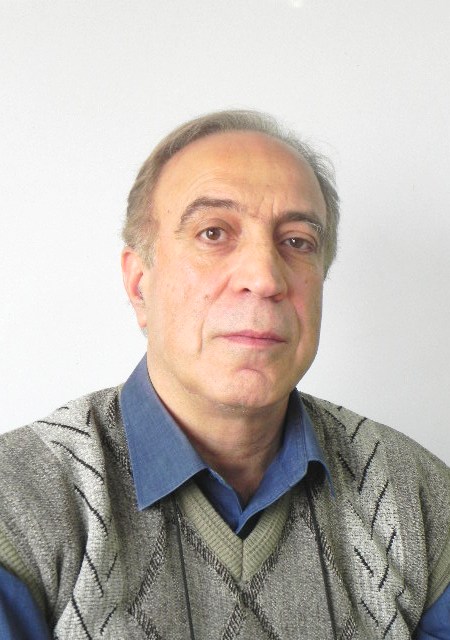 امیر اکباتانی (بازنشسته)
